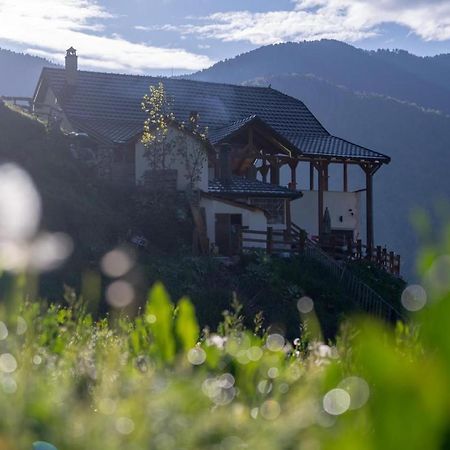 Zeneli Alpin Chalet Cerem Dış mekan fotoğraf