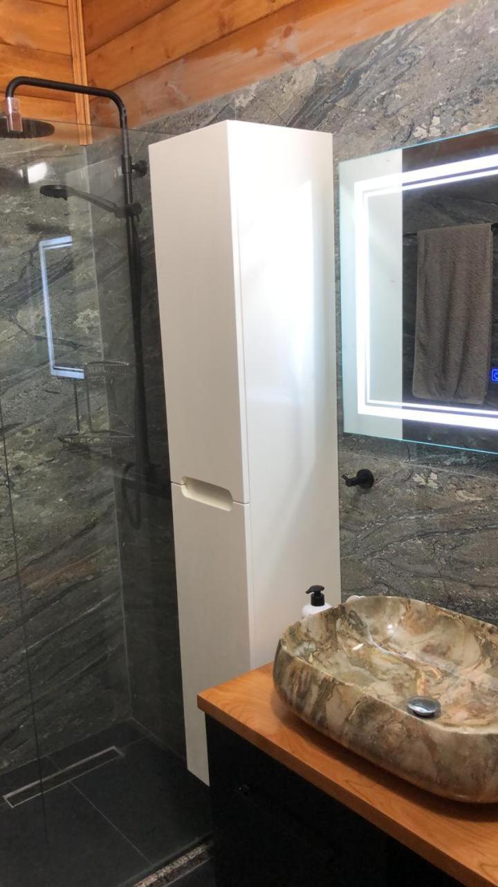 Zeneli Alpin Chalet Cerem Dış mekan fotoğraf